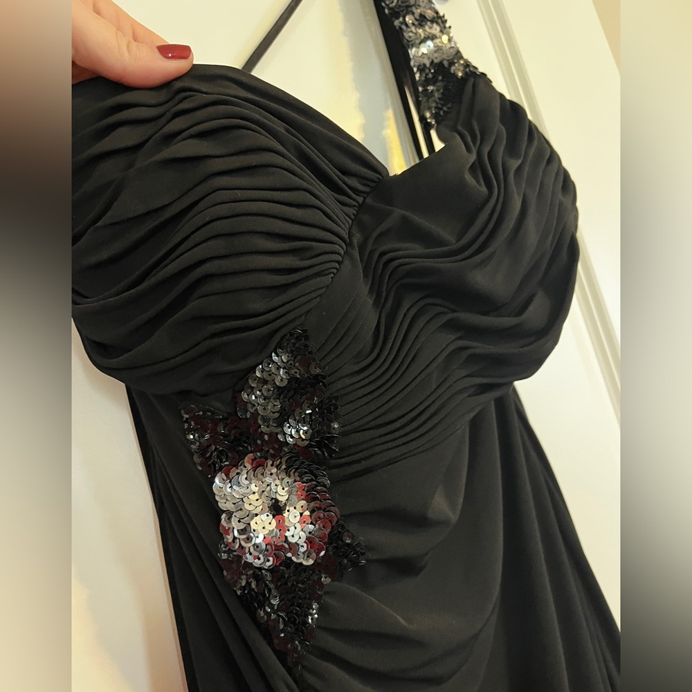 Hailey Adrianna Papell Evening Dress/Gown